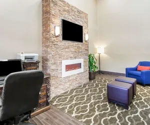 Photo 5 - Comfort Inn at Royal Blue