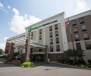 Photo 2 - Holiday Inn Express & Suites Nashville Southeast - Antioch, an IHG Hotel