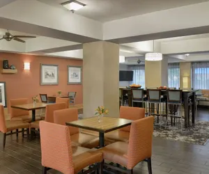 Photo 4 - Hampton Inn Collierville