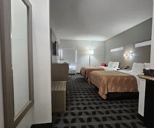 Photo 5 - Quality Inn & Suites Irving DFW Airport South
