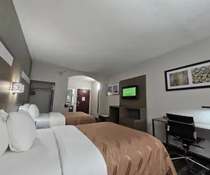 Photo 4 - Quality Inn & Suites Irving DFW Airport South