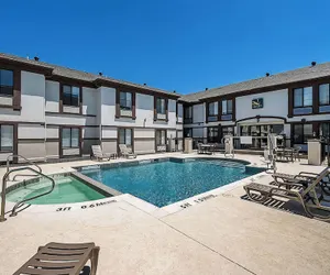 Photo 2 - Quality Inn & Suites Irving DFW Airport South