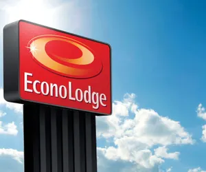 Photo 2 - Econo Lodge