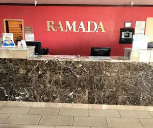 Photo 4 - Ramada by Wyndham Draper