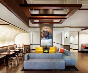 Photo 4 - Hyatt Place Roanoke Airport/Valley View Mall