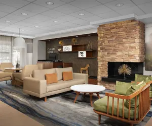 Photo 4 - Fairfield Inn & Suites by Marriott at Dulles Airport