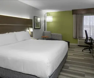 Photo 5 - Holiday Inn Express Chester, an IHG Hotel