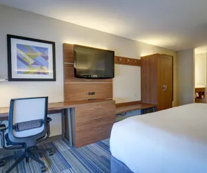 Photo 4 - Holiday Inn Express & Suites - North Platte, an IHG Hotel