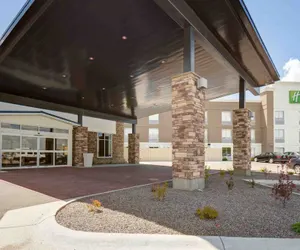 Photo 2 - Holiday Inn Express & Suites - North Platte by IHG