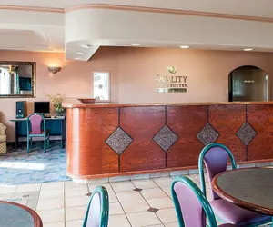 Photo 3 - Quality Inn & Suites Las Cruces - University Area