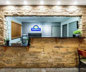Photo 4 - Days Inn by Wyndham Los Lunas
