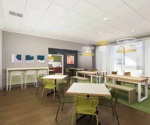Photo 5 - Spark by Hilton Spring Lake Fayetteville