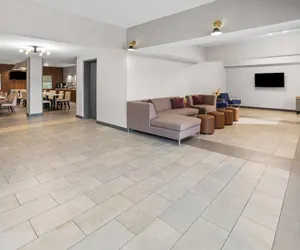 Photo 5 - Wingate by Wyndham Pittsburgh/New Stanton