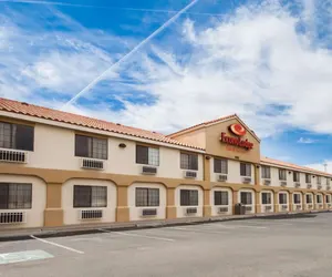 Photo 2 - Econo Lodge Inn & Suites