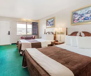 Photo 4 - Knights Inn Peru