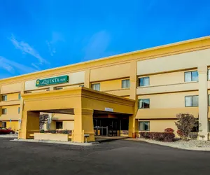 Photo 2 - La Quinta Inn by Wyndham Detroit Southgate