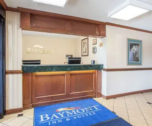 Photo 2 - Baymont by Wyndham Detroit/Roseville