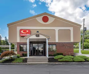 Photo 2 - Econo Lodge Dewitt I-90