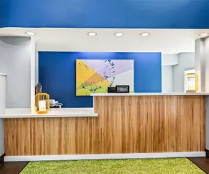 Photo 4 - Spark by Hilton Round Rock