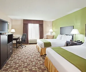 Photo 3 - HOLIDAY INN EXPRESS & SUITES REIDSVILLE