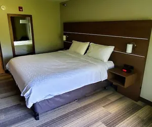 Photo 5 - Holiday Inn Express Hotel and Suites Kinston by IHG