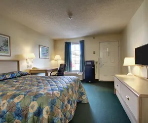 Photo 4 - Legacy Inn - Cookeville