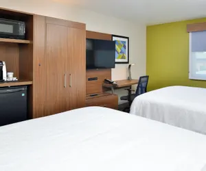 Photo 4 - Holiday Inn Express Santa Rosa North by IHG