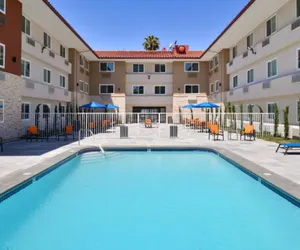 Photo 2 - Holiday Inn Express Santa Rosa North by IHG