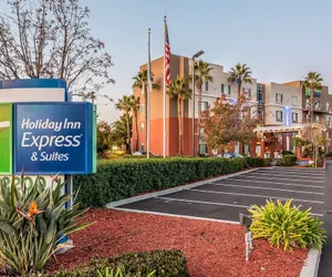 Photo 2 - Holiday Inn Express Fremont-Milpitas Central, an IHG Hotel