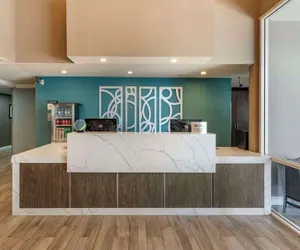 Photo 5 - Best Western Plus Vineyard Inn