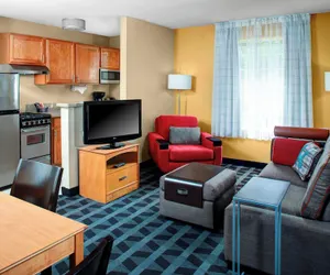 Photo 4 - TownePlace Suites by Marriott Fresno