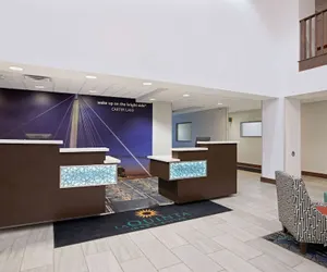 Photo 4 - La Quinta Inn & Suites by Wyndham Omaha Airport Downtown