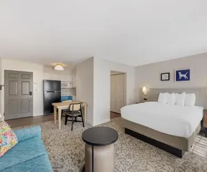 Photo 2 - Sonesta ES Suites Austin The Domain Area