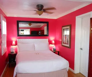 Photo 4 - Duval Inn