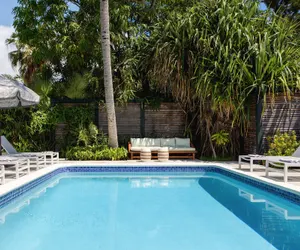 Photo 2 - Winslow's Bungalows - Key West Historic Inns