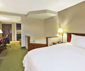 Photo 2 - Hampton Inn Marietta