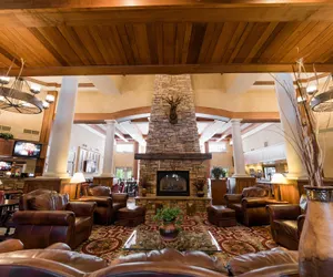 Photo 4 - MCM Elegante Lodge & Suites Ruidoso