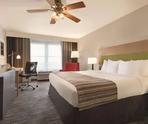 Photo 2 - Country Inn & Suites by Radisson, Galena, IL