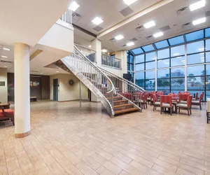 Photo 5 - Comfort Suites Beachside