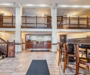 Photo 3 - Baymont by Wyndham Bloomington MSP Airport