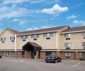 Photo 2 - Baymont by Wyndham Bloomington MSP Airport