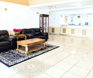 Photo 3 - Super 8 by Wyndham Oroville