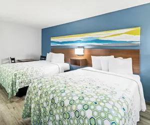 Photo 5 - HomeTowne Studios by Red Roof Florence, KY-Cincinnati Airport