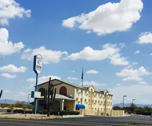 Photo 2 - Americas Choice Inn And Suites