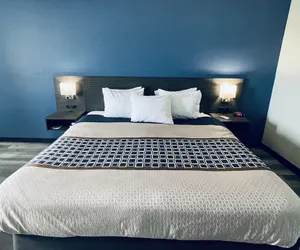 Photo 5 - Americas Choice Inn And Suites