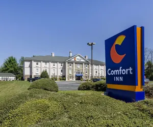 Photo 2 - Comfort Inn