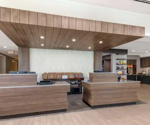 Photo 5 - Hilton Garden Inn Portland Airport