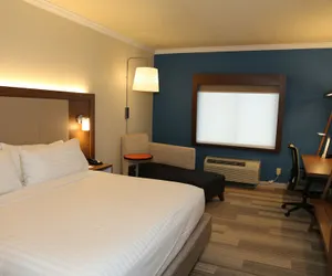 Photo 5 - Holiday Inn Express Hotel & Suites Greenville, an IHG Hotel