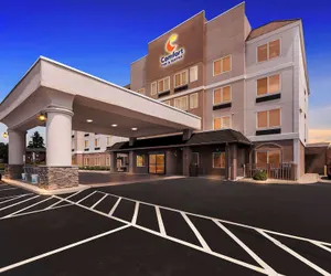 Photo 2 - Comfort Inn & Suites Columbus East