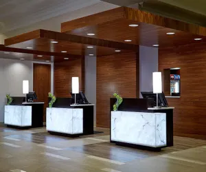 Photo 2 - Marriott Milwaukee West